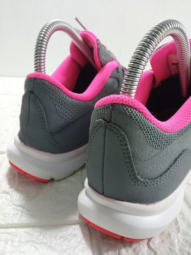 Nike - Flex Training Tr-5 Tenis Para Mujer. (Usado)
