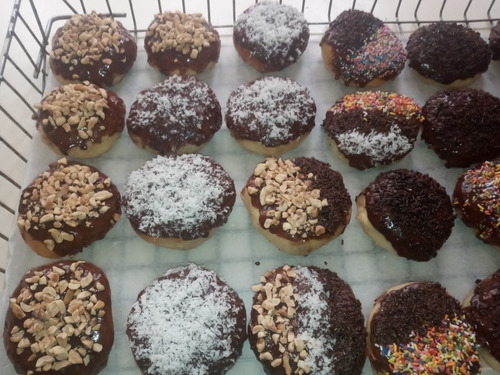 Imagen 9 de 10 de Donas Al Mayor 20 Por 5$