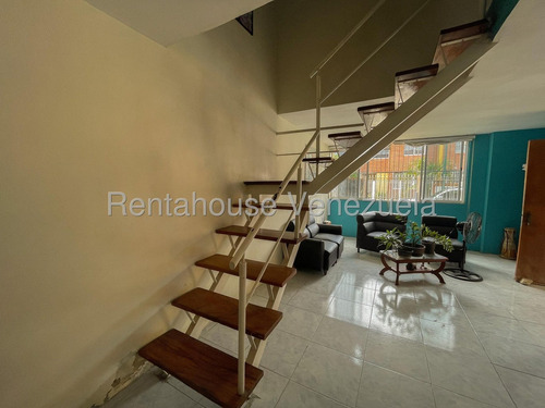 Casa Antares Del Avila. Guatire. Ar Mls # 25-22420