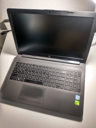 Notebook Hp 250 G7 I3 | 8gb Ram | Bateria Nueva | Ssd 240 Negro (Usado)