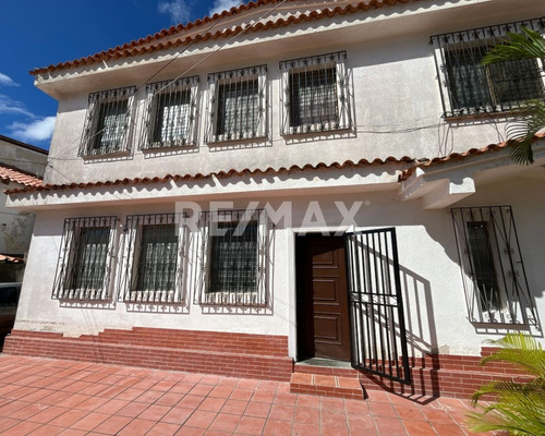 Re/max 2mil Vende Apartamento En Res. Kasapis, Urb. Jorge Coll, Mun. Maneiro, Isla De Margarita, Edo. Nueva Esparta
