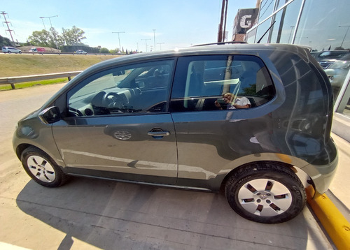 Imagen 8 de 15 de Volkswagen Move Up! 1.0 Mpi