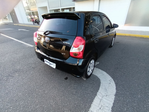 Imagen 5 de 13 de Toyota Etios X 2020 Af