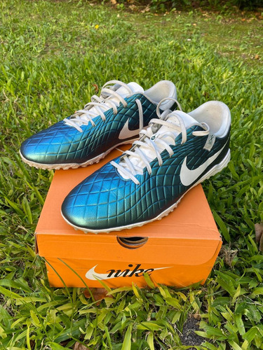 Botines Nike Legend 10 Academy Tf 30 - Edición Limitada (Usado)
