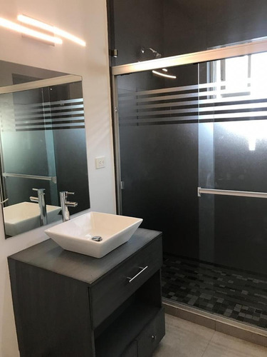 Imagen 8 de 12 de Hermoso Departamento Excelente Ubicacion