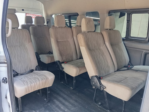 Nissan Urvan 2.5 15 Pas Amplia Aapack Seg Mt