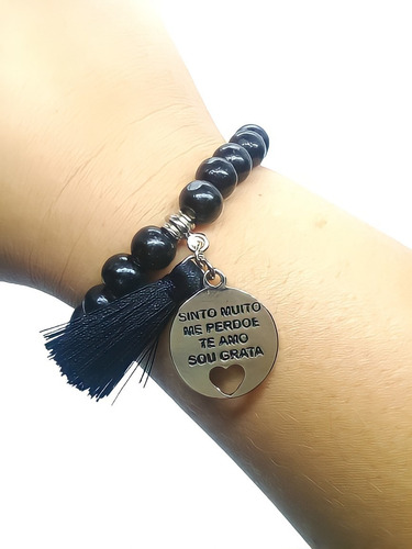 Imagem 2 de 2 de Pulseira Japamala 27contas Madeira Preto Medalha Hooponopono