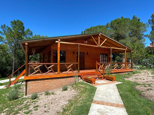 Gran Cabaña De Madera En 2000m! Villa Giardino, Córdoba. 2 Habitaciones