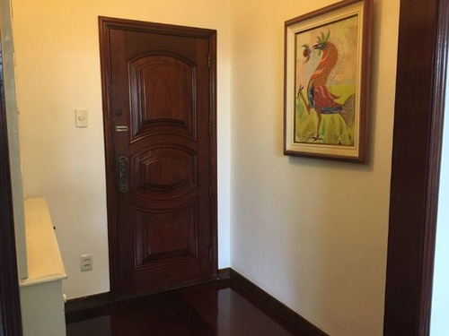 Apartamento À Venda Na Boulevard Vinte E Oito De Setembro, Vila Isabel, Rio De Janeiro - Rj - Liv-11878