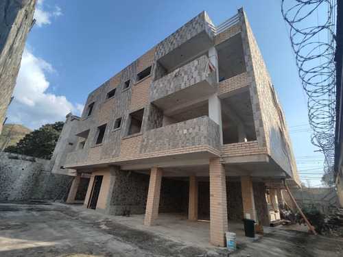 3 Twonhouses En Venta En Obra Gris En Las Mayas El Limón 25-14388 Mfc