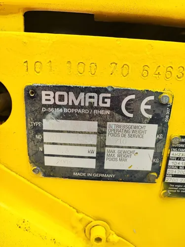 Compactador Bomag Arw65