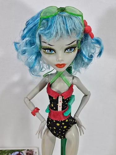 Boneca Ghoulia Yelps Skull Shores Praia Ilha Da Caveira 01 (Usado)