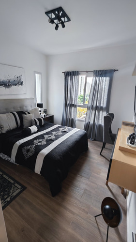 Venta Depto 2 Dorm C/cochera - 14 E/45 Y 46 - La Plata