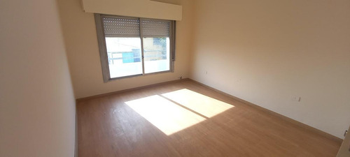 Imagen 21 de 24 de Depto Ph Con 4 Dormitorios, Garage Y Amplia Terraza - Beruti Al 100 - Quilmes Oeste