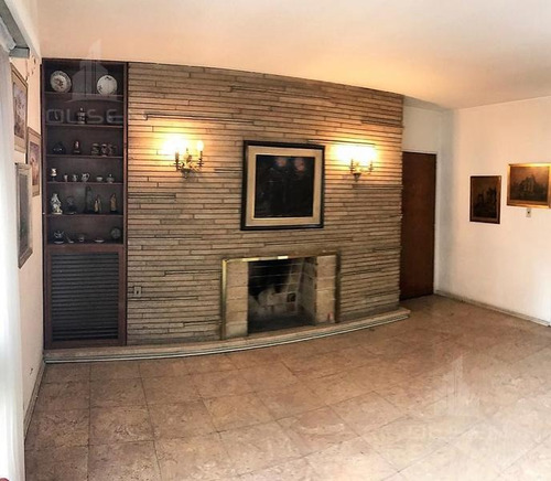 Imagen 1 de 27 de Departamento En Venta-colon Esq Sucre - 3 Dor - 2 Bños - Luminoso - Ubic. Privilegiada - 180 Mts