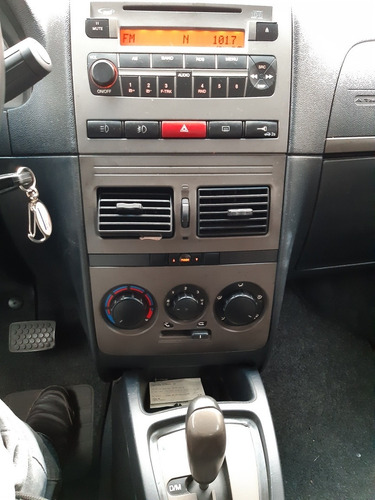 Fiat Idea 1.8 16v Adventure Flex Dualogic 5p 2012