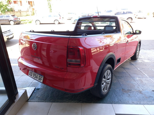 Imagen 4 de 9 de Volkswagen Saveiro 2019 1.6 Gp Cs 101cv Safety