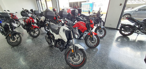 Imagen 9 de 20 de Hero Hunk 150 Kova Motor Mejor Precio Contado En Lanus