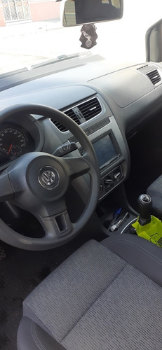 Imagem 9 de 11 de Volkswagen Fox 2014 1.0 Trend Tec Total Flex 5p