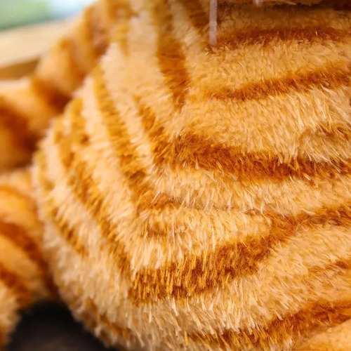 A Boneco De Pelúcia Em Formato De Gato Mx1