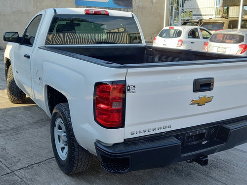 Imagen 3 de 9 de Chevrolet Silverado 2014