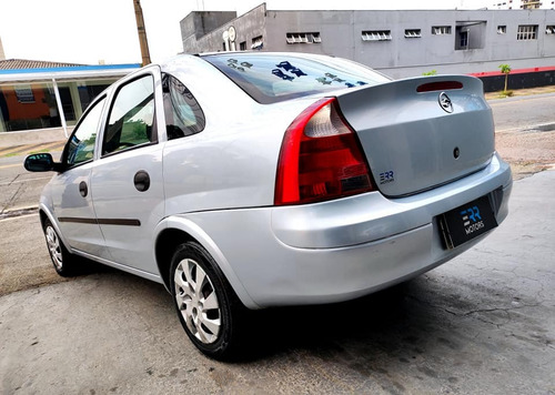 Chevrolet Corsa Sedan 1.8 Maxx Flex Power 4p