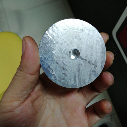 Mesa Auxiliar Redonda De Aluminio Macizo Con Tapa De Cristal