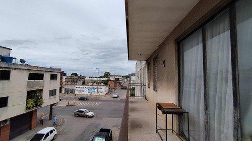 Edificación Comercial En Venta , Av Bolívar Sur Mml 210.000$