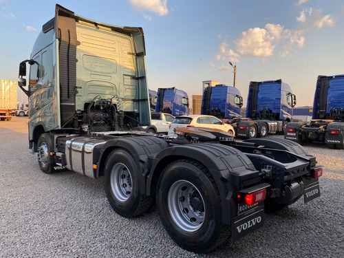 Imagem 4 de 20 de Volvo Fh 540 6x4 Ano 2021 Verde Globetrotter Traçado 6x4
