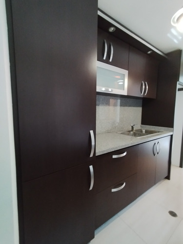 En Venta Apto. Urb. Mampote-guarenas Conjunto Residencial Vista Real, Con 108 Mts2. Ma. Fda. Varela