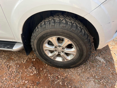 Nissan NP300 Frontier 2.5 Le Aa Mt