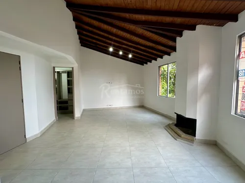 Casa En Arriendo En El Poblado. Cod A776077