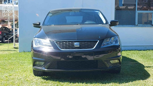 Imagen 8 de 15 de Seat Toledo 2018 4p Style L4/1.4/t Aut