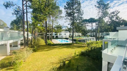 Casa En Venta Solanas Country 2 Dormitorios - Ref : Pbi1478