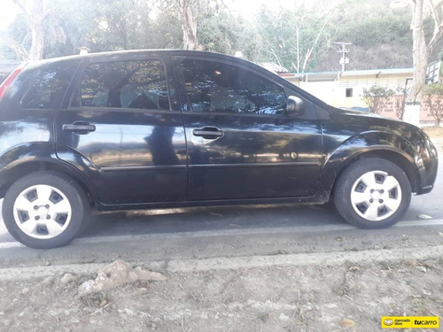 Ford Fiesta Max Automatico