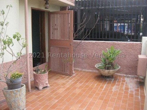 Imagen 3 de 8 de Casa En Venta Mls #21-26420 - Laura Colarusso