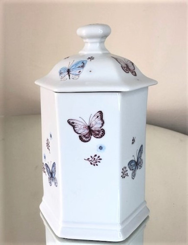 Imagem 2 de 4 de Pote De Porcelana Borboleta 20cm