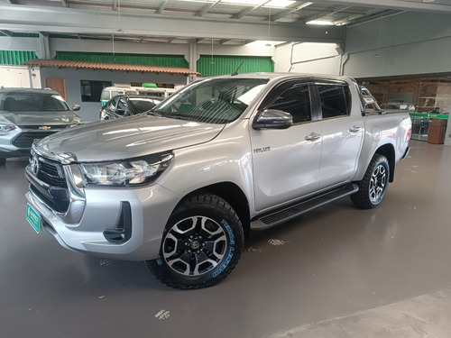 Toyota Hilux 2.8 D-4D TURBO DIESEL CD SRV 4X4 AUTOMÁTICO