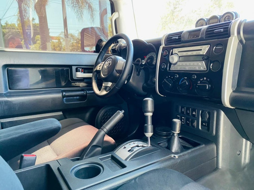 Toyota Fj Cruiser Premium 2008