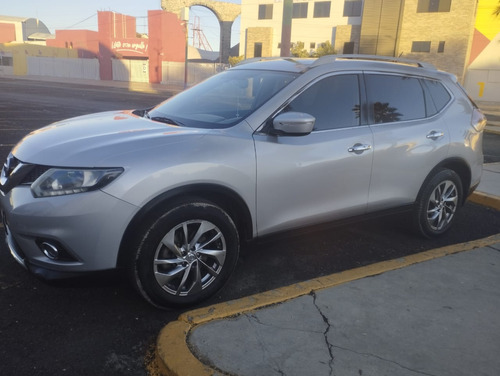 Nissan X-Trail 2.5 Advance 3 Row Mt