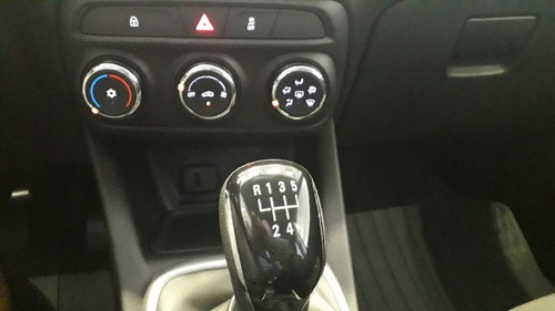 Nueva Suv Chevrolet Tracker 1.2 Nafta Turbo Manual 2021 As