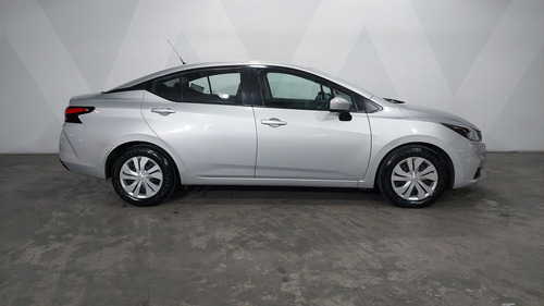 Nissan Versa 1.6 Sense Cvt