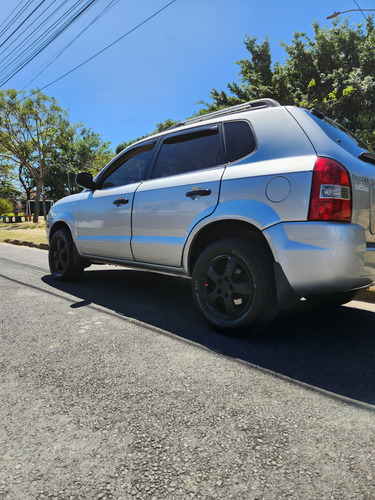 Excelente Carro En Buenísimas Condiciones, Todo Al Día