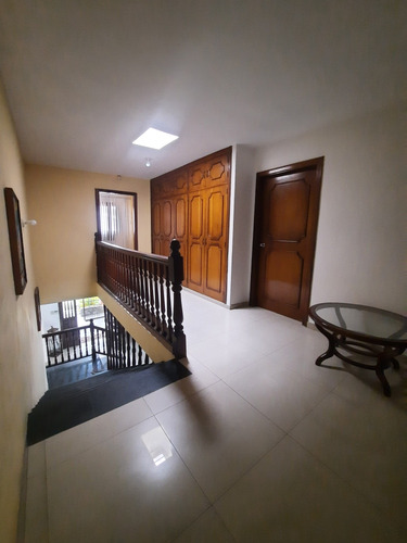Yannet Inmuebles Vende Casa Calle Cerrada Trigal Norte