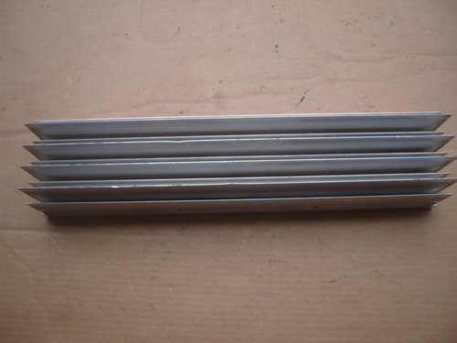Dissipador De Calor Aluminio 40x10x7-2kl