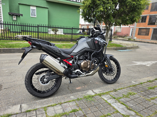 Honda Africa Twin 2024 - Negociable