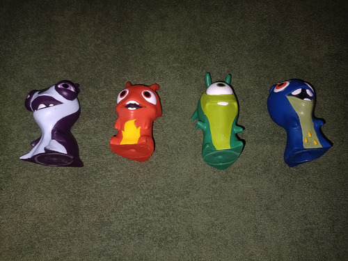 4 Muñequitos Juguete Bajoterra Slugterra (de Uso) (Usado)