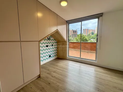 Apartamento En Arriendo En Cumbres. Cod A776108