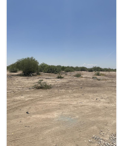 Terreno En Venta En Hacienda Los Olivos