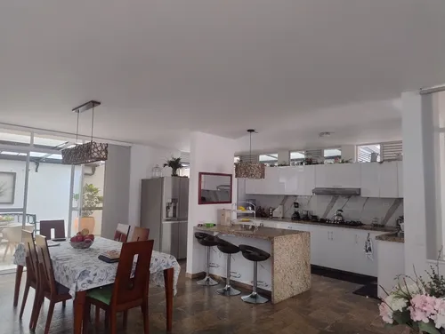 Hermosa Casa Ubicada En Condominio